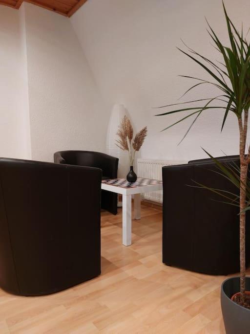Rooftop Apartmens Ulm - Komfortable Neue Gemeinschaftsunterkunft Im Herzen Von Ulm - Raum 1 Exterior foto